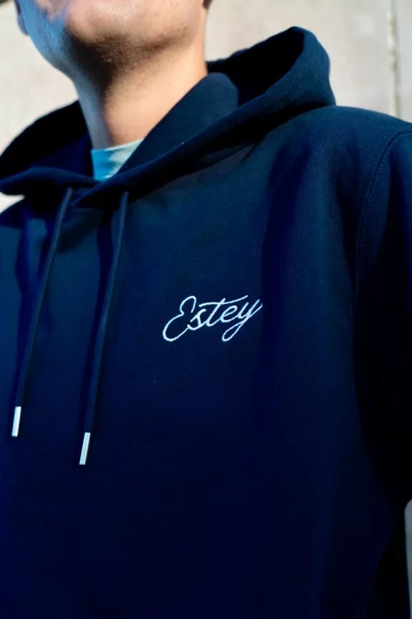 Sweat à capuche Marée Estey coton bio – vue de dos, unisexe, broderie logo Estey